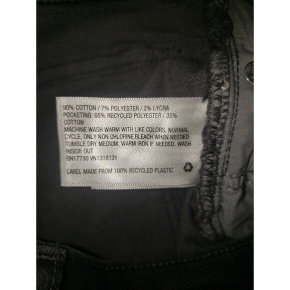 NEW UNIVERSAL THREAD WOMEN BERMUDA SHORT Dark Gray Raw Cut High Rise - Picture 2 of 3